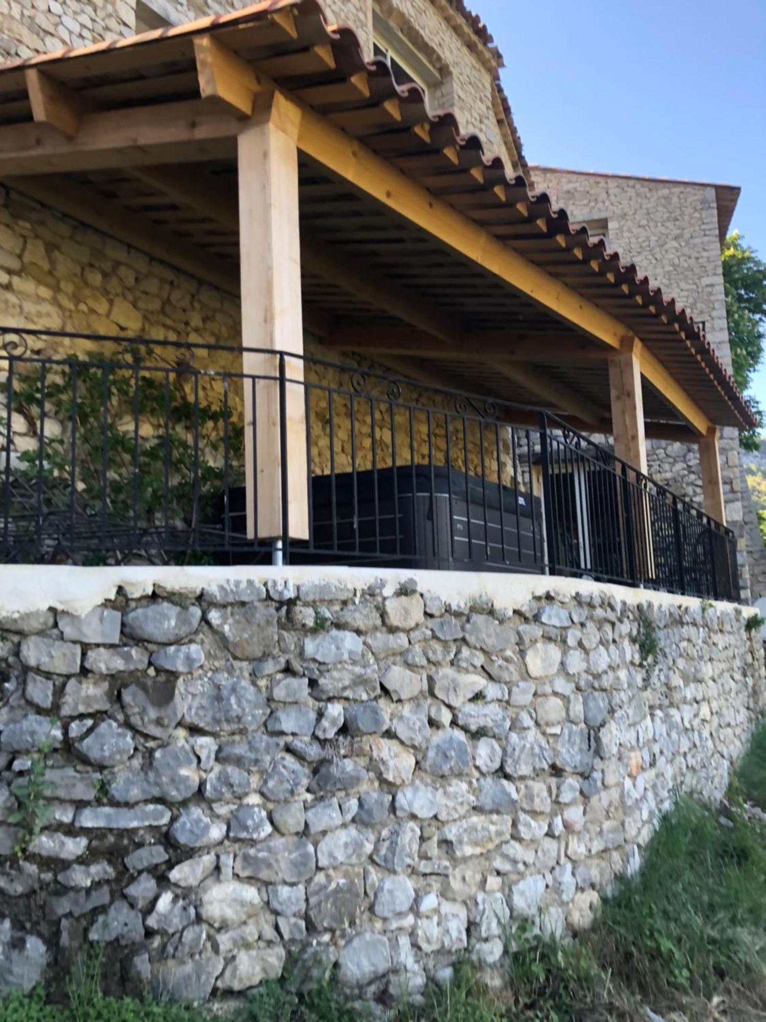 Reilhanette Hotel L'Oustau De La Font מראה חיצוני תמונה